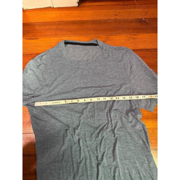 Lululemon The Fundamental Shirt Heather Blue Tee Men's Medium - Breathable Gym - Picture 6 of 8
